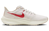 Фото № 2 с приближением к товару «‎ Nike Air Zoom Pegasus 39 Running shoes»