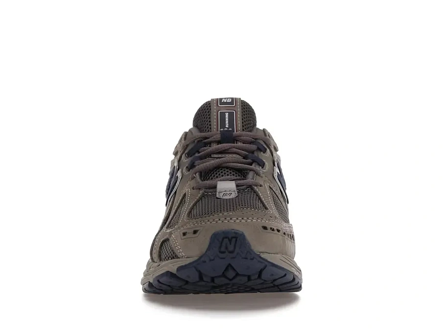 Фото № 2 с приближением к товару «‎New Balance 1906R»