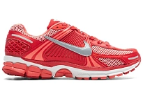 Фото № 1 с приближением к товару «‎Nike Zoom Vomero 5 SP University Red»