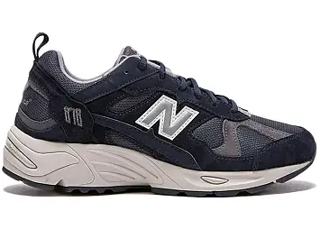 New Balance 878