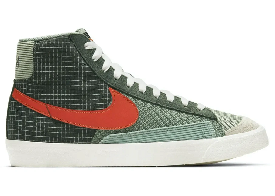 Фото № 1 с приближением к товару «‎Nike Blazer Mid 77 Patch Dutch Green»