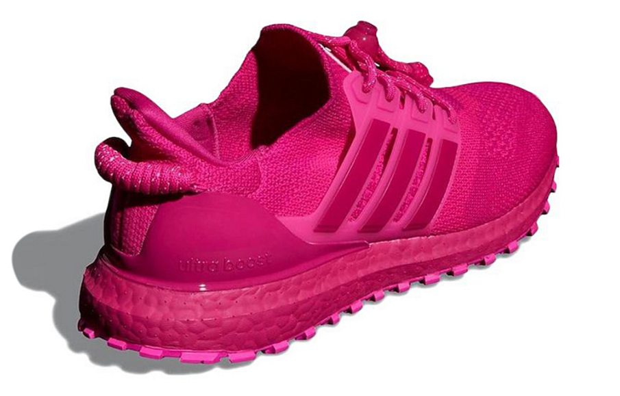 Фото № 4 с приближением к товару «‎IVY PARK x adidas Ultra BOOST OG "Ivy Heart"»