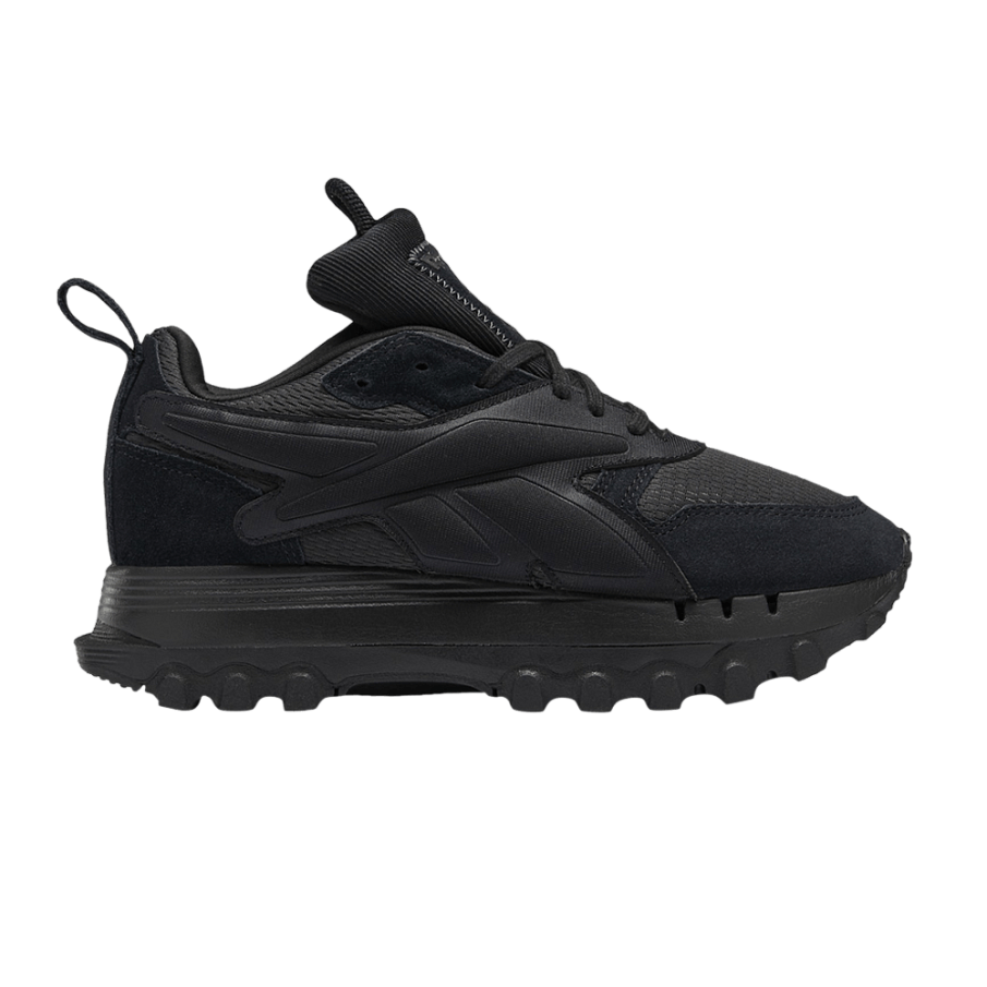 Фото № 1 с приближением к товару «‎Cardi B x Reebok Classic Leather V2 Triple Black»