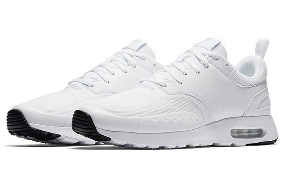 Фото № 3 с приближением к товару «‎Nike Air Max Vision White»