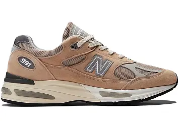 New Balance 991v2