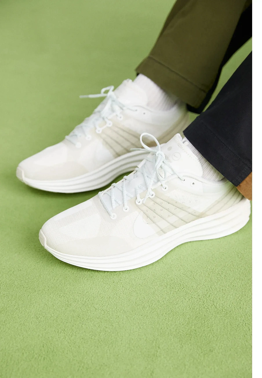 Фото № 2 с приближением к товару «‎LUNAR ROAM UNISEX»
