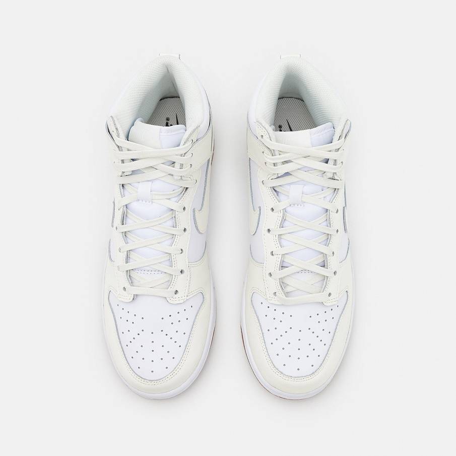 Фото № 5 с приближением к товару «‎Nike Dunk »