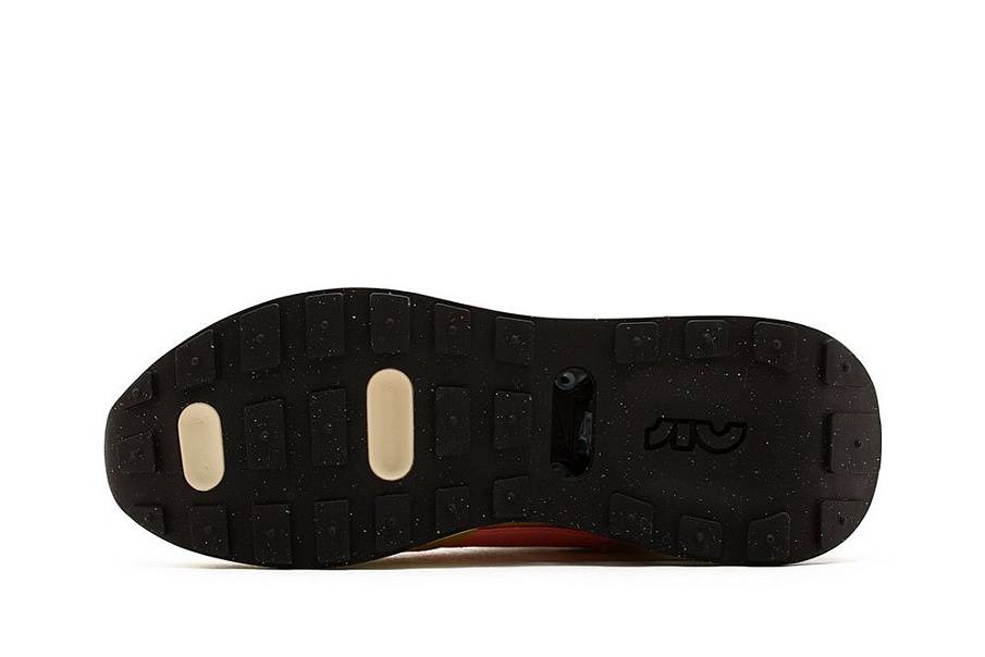 Фото № 5 с приближением к товару «‎Nike Air Max Pre-Day Wmns»