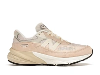 Фото № 1 с приближением к товару «‎New Balance 990v6»