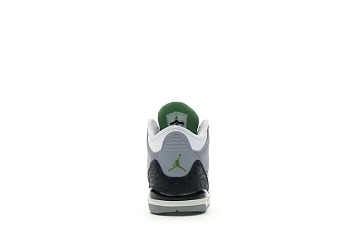 Jordan 3 Retro - 4