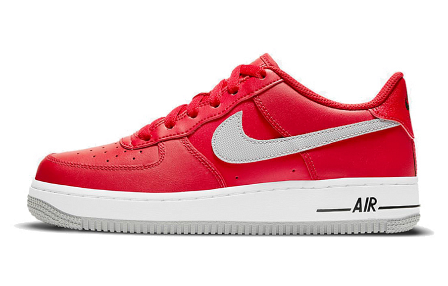 Фото № 1 с приближением к товару «‎Nike Air Force 1 Low GS 'University Red'»