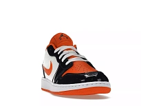 Фото № 2 с приближением к товару «‎Jordan 1 Low Halloween (2023) »