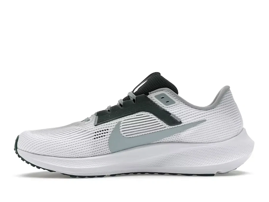 Фото № 3 с приближением к товару «‎Nike Pegasus 40»