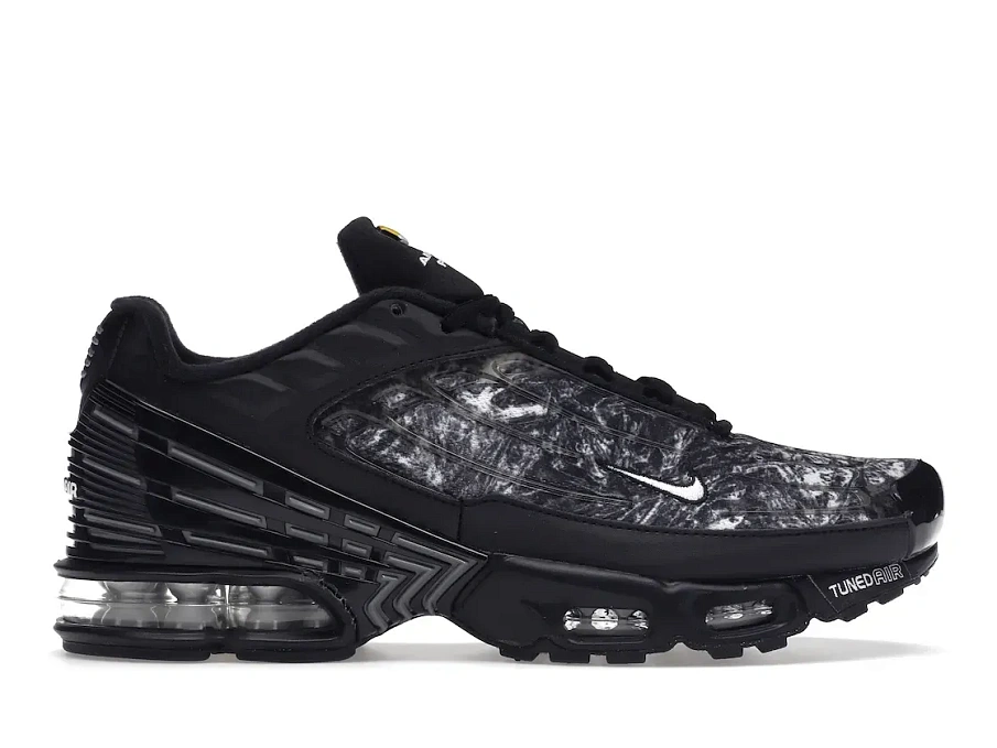 Фото № 1 с приближением к товару «‎Nike Air Max Plus 3 Black Graphic»