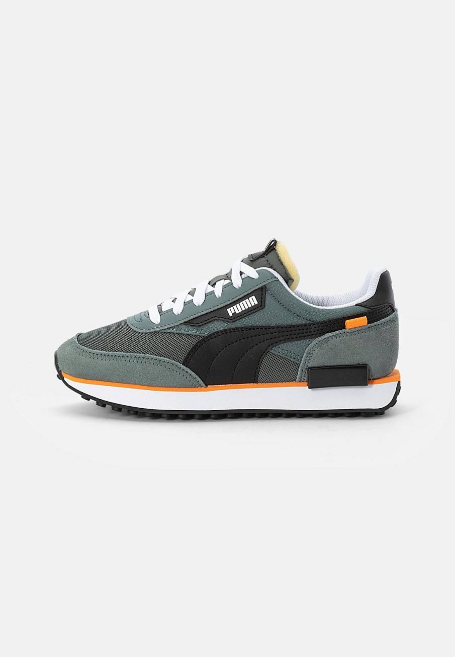 Фото № 1 с приближением к товару «‎Puma Future Rider Core »