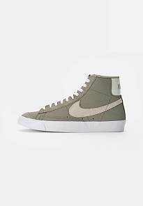 Фото № 1 с приближением к товару «‎Nike Blazer »