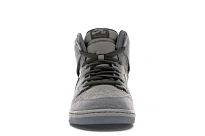 Фото № 2 с приближением к товару «‎Nike SB Dunk High Tauntaun»