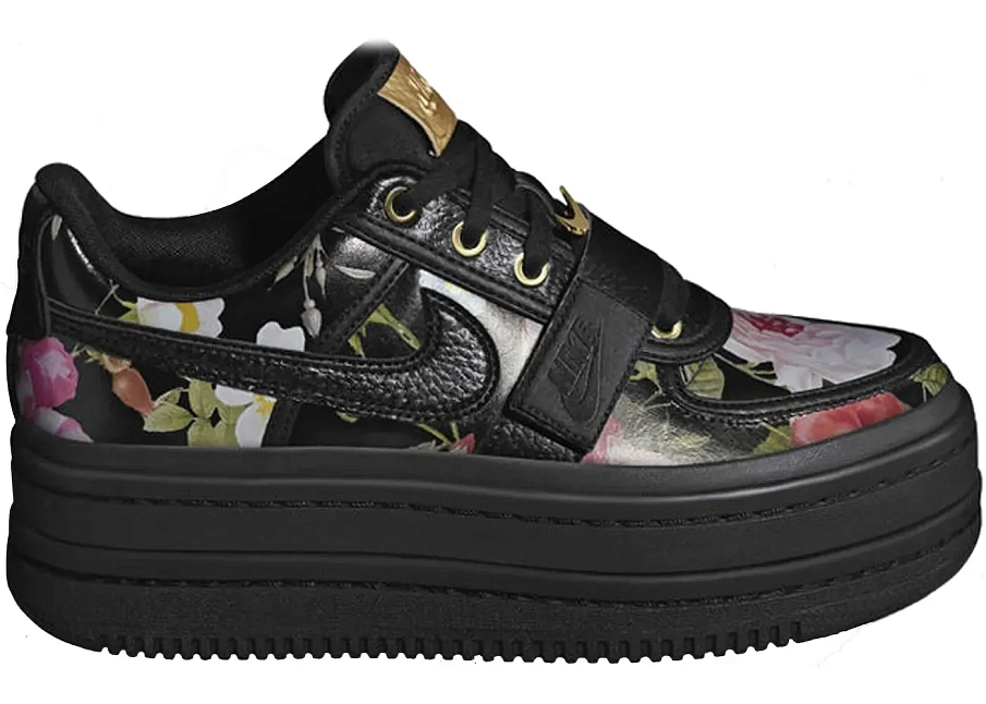 Фото № 1 с приближением к товару «‎Nike Vandal 2K Floral »