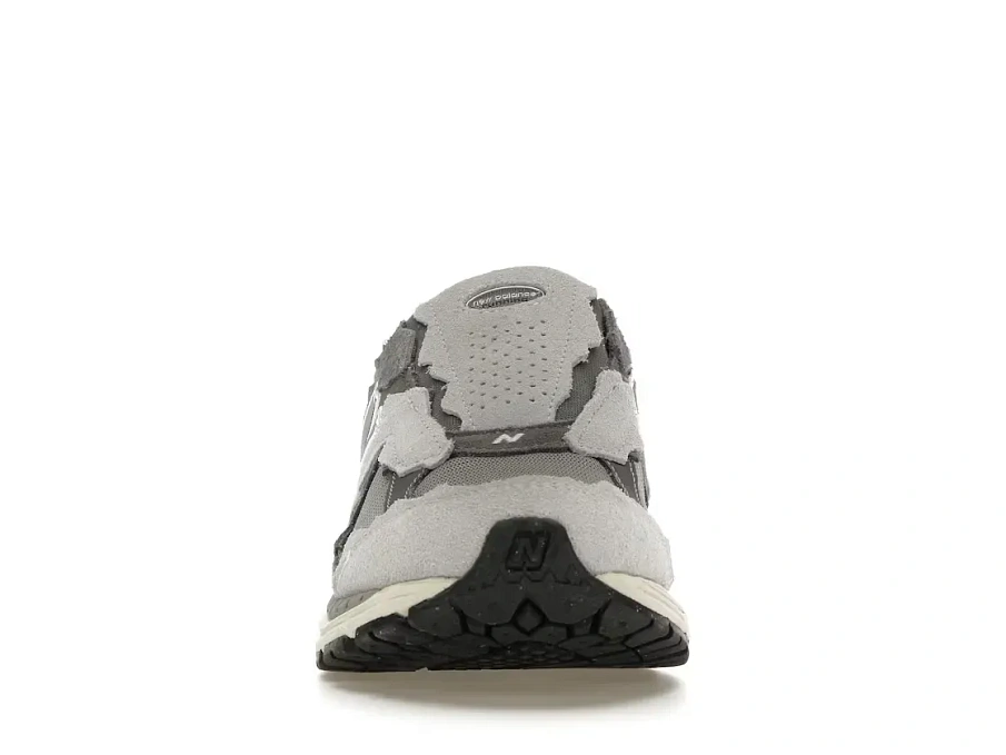 Фото № 2 с приближением к товару «‎New Balance 2002R Mule»