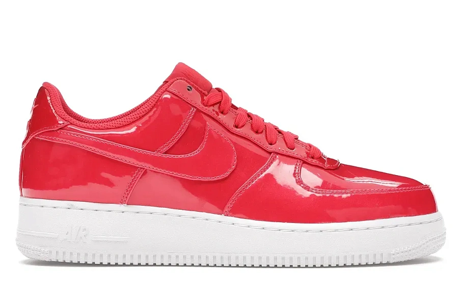 Фото № 1 с приближением к товару «‎Nike Air Force 1 Low Ultraviolet Siren Red»