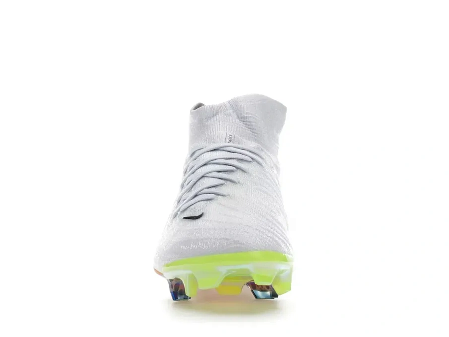 Фото № 2 с приближением к товару «‎Nike Phantom Luna 2 Elite FG»