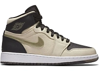 Фото № 1 с приближением к товару «‎Jordan 1 Retro Heiress Pearl »