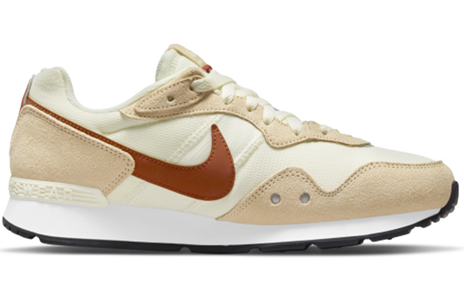 Фото № 2 с приближением к товару «‎Nike Wmns Venture Runner Wide 'Coconut Milk' Coconut MilkRugged Orange»