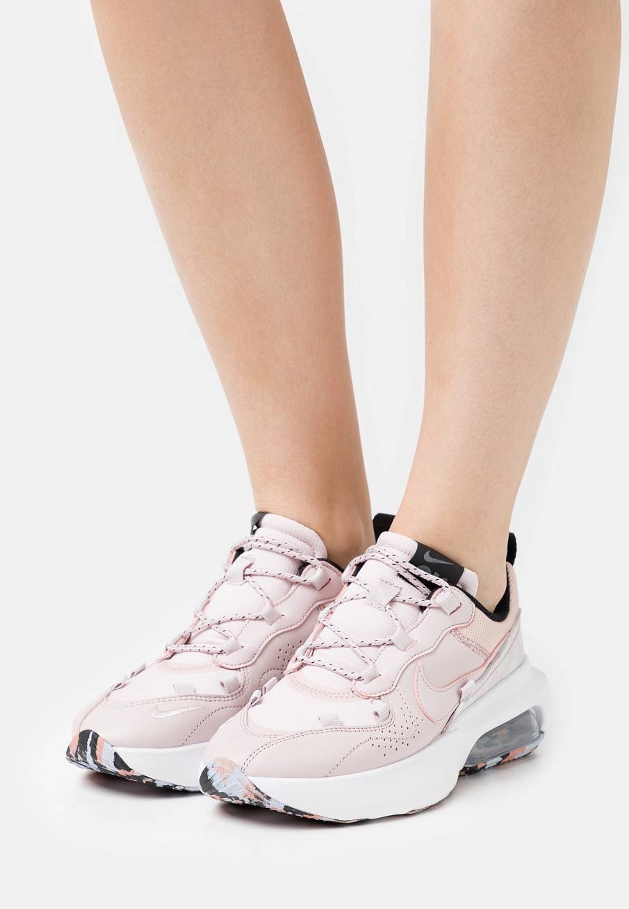 Фото № 2 с приближением к товару «‎Nike Air Max Viva »