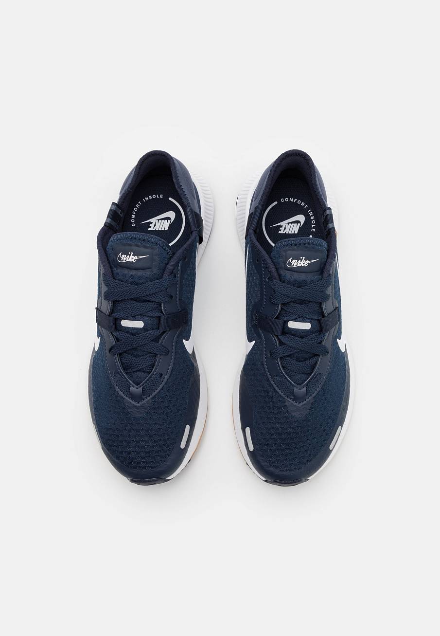 Фото № 4 с приближением к товару «‎Nike Reposto »