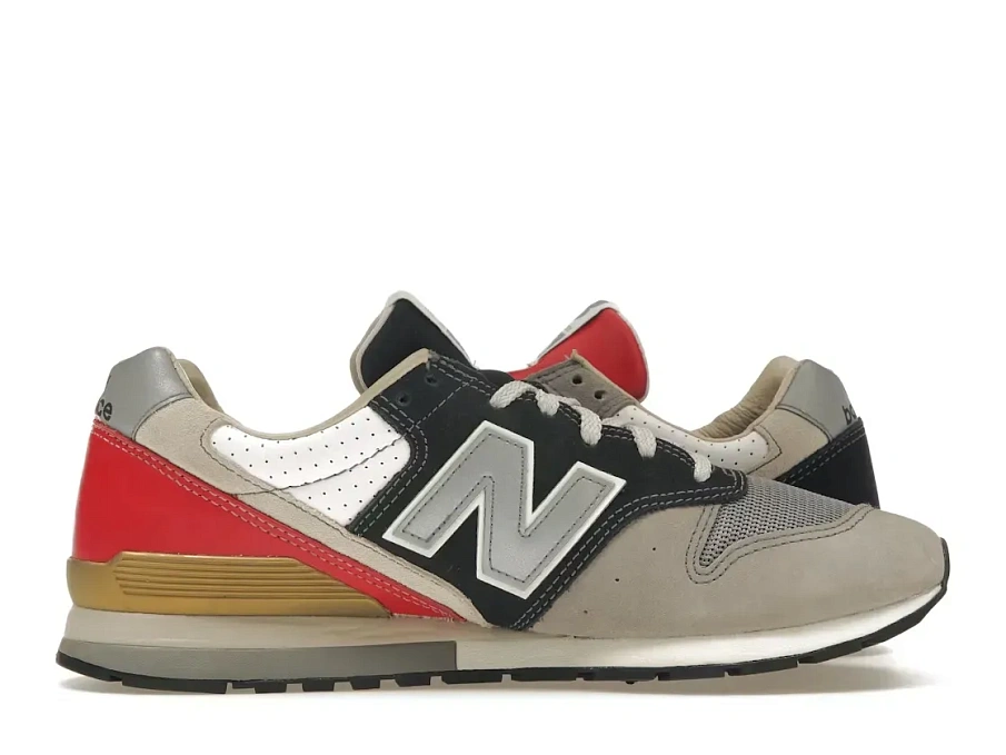 Фото № 3 с приближением к товару «‎New Balance 996»