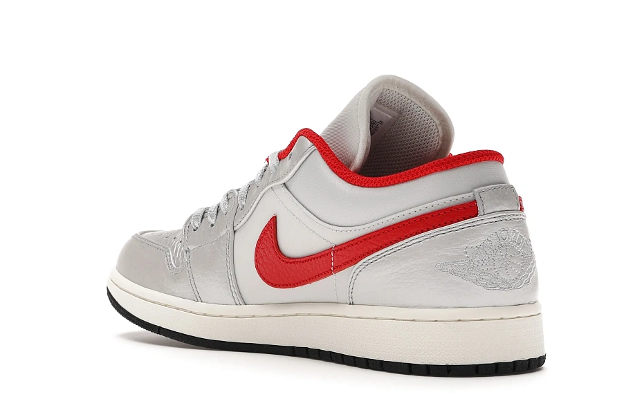 Фото № 6 с приближением к товару «‎Jordan 1 Low Night Track»