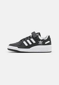 Фото № 1 с приближением к товару «‎Adidas Forum »