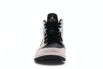 Фото № 2 с приближением к товару «‎Jordan 1 Mid Dirty Powder Iridescent »