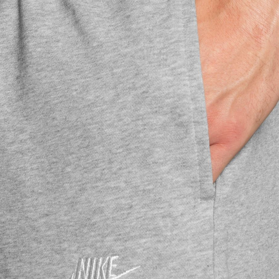 Фото № 5 с приближением к товару «‎Nike Hosen Club Jogger»