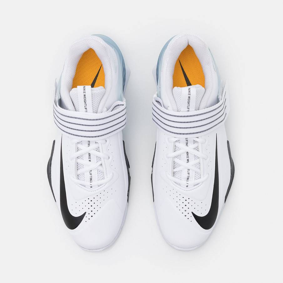 Фото № 4 с приближением к товару «‎Nike Savaleos»