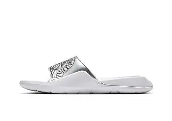 Nike Air Jordan Hydro 7 - 2