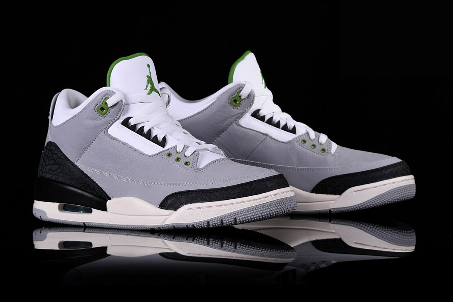 Фото № 2 с приближением к товару «‎Air Jordan 3 Retro Chlorophyll»