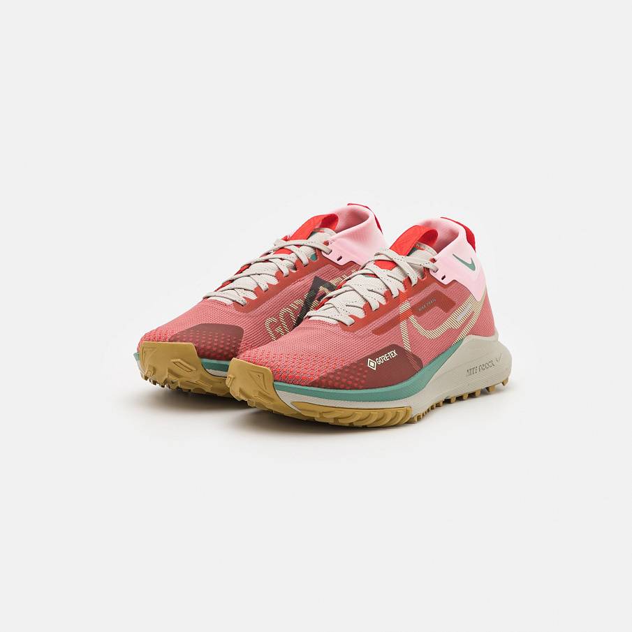 Фото № 2 с приближением к товару «‎Nike Wmns React Pegasus Trail 4 Gtx»