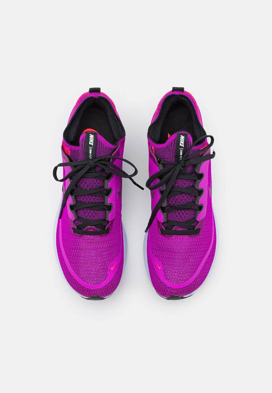 Фото № 3 с приближением к товару «‎Nike Zoom Fly 4»