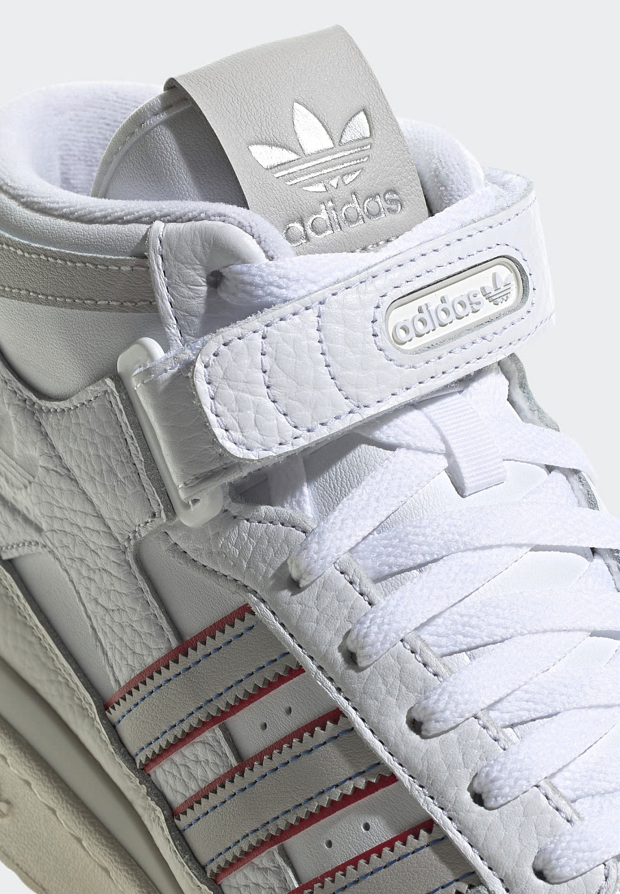 Фото № 4 с приближением к товару «‎Adidas Forum »