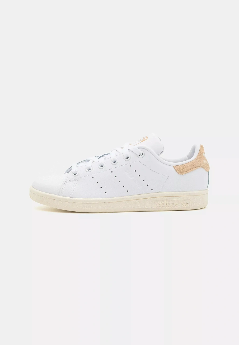 Фото № 4 с приближением к товару «‎STAN SMITH »