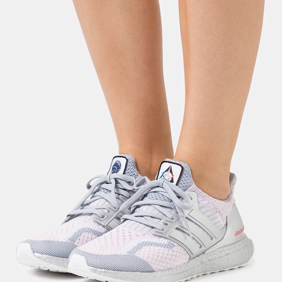 Фото № 1 с приближением к товару «‎Adidas Ultraboost Dna »