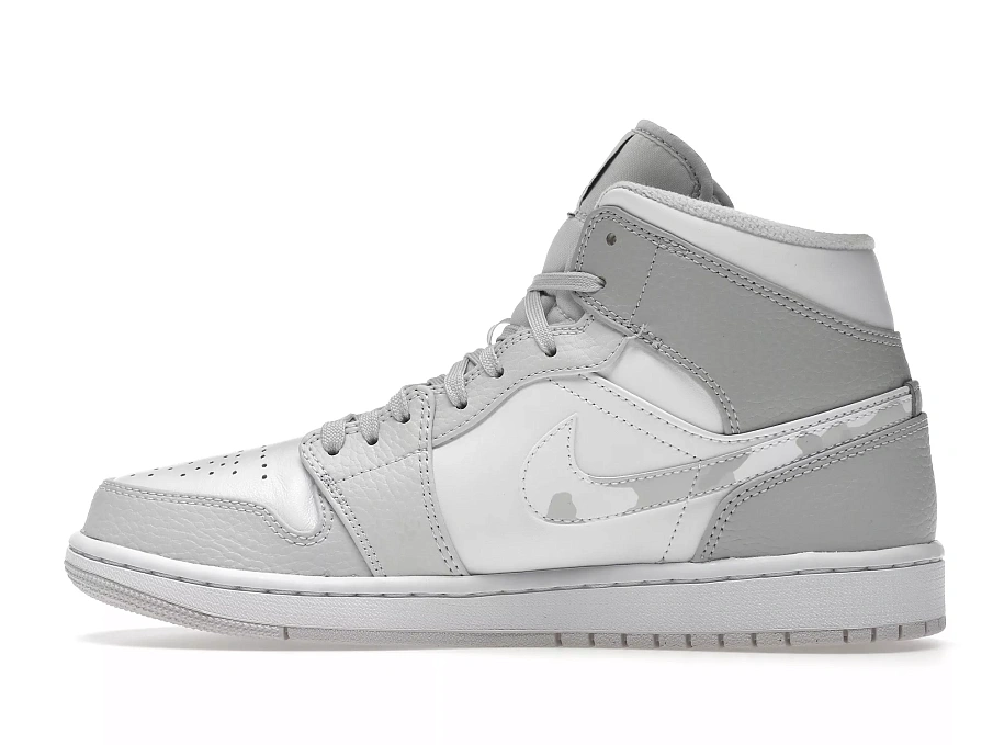 Фото № 3 с приближением к товару «‎Jordan 1 Mid Grey Camo»