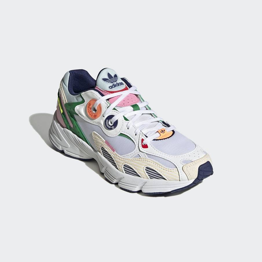 Фото № 4 с приближением к товару «‎Кроссовки Adidas SPAD111A211-A11»