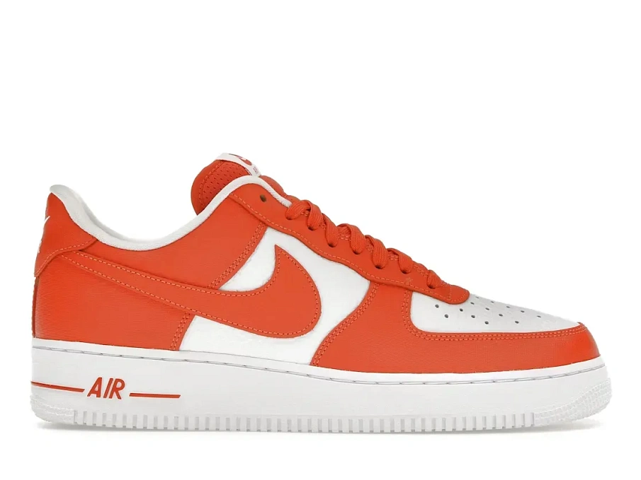 Фото № 1 с приближением к товару «‎Nike Air Force 1 Low '07»