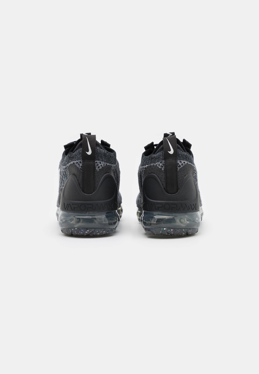 Фото № 2 с приближением к товару «‎Nike Air Vapormax 2021 FK »