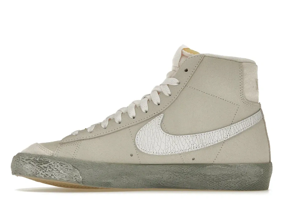 Фото № 3 с приближением к товару «‎Nike Blazer Mid '77 EMB Summit White Phantom»