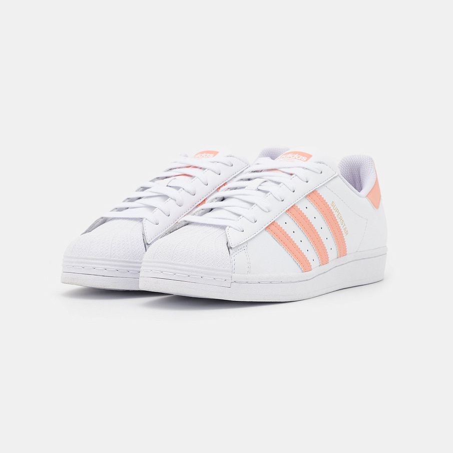 Фото № 2 с приближением к товару «‎Adidas Superstar »