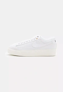 Фото № 1 с приближением к товару «‎BLAZER LOW PLATFORM »