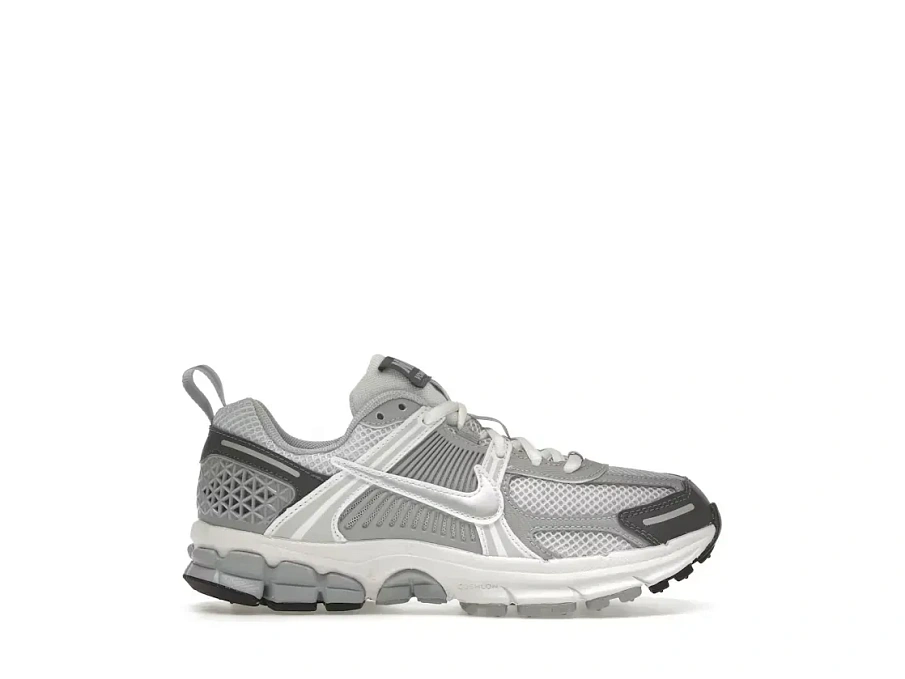 Фото № 1 с приближением к товару «‎Nike Zoom Vomero 5»